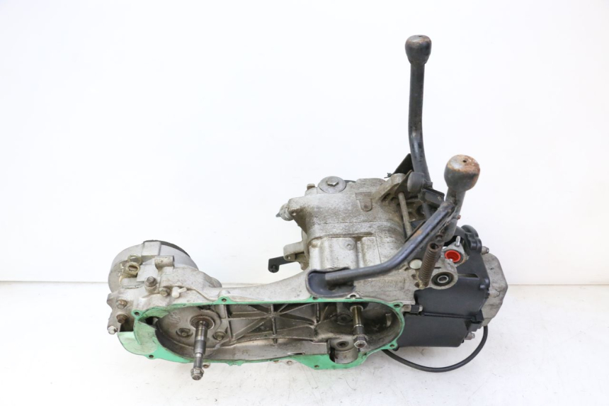 photo de ENGINE GTS VICI 4T 50 (2020 - 2025) - Fixing points details