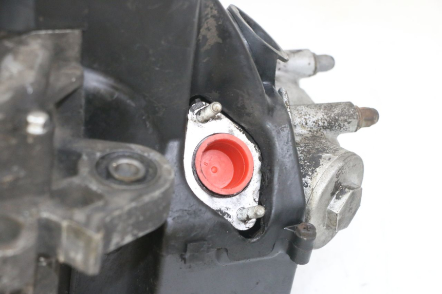 photo de ENGINE PEUGEOT VIVACITY NEW 4T 50 (2008 - 2017) - Fixing points details