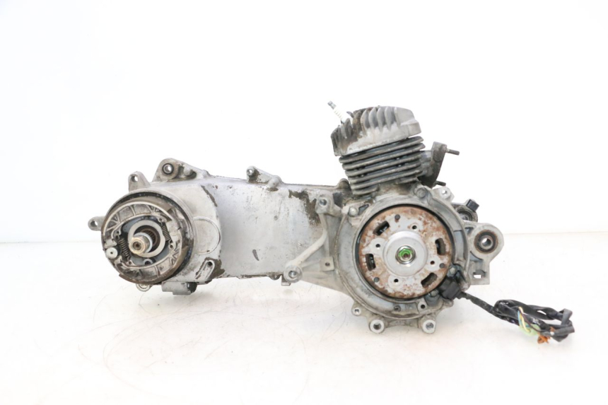 photo de ENGINE PEUGEOT VIVACITY 50 (2004 - 2009) - Alternative angle