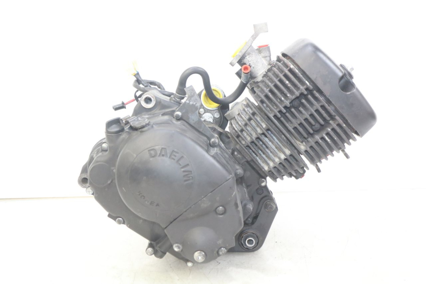 photo de ENGINE DAELIM VL DAYSTAR 125 (2000 - 2011) - Surface and material condition
