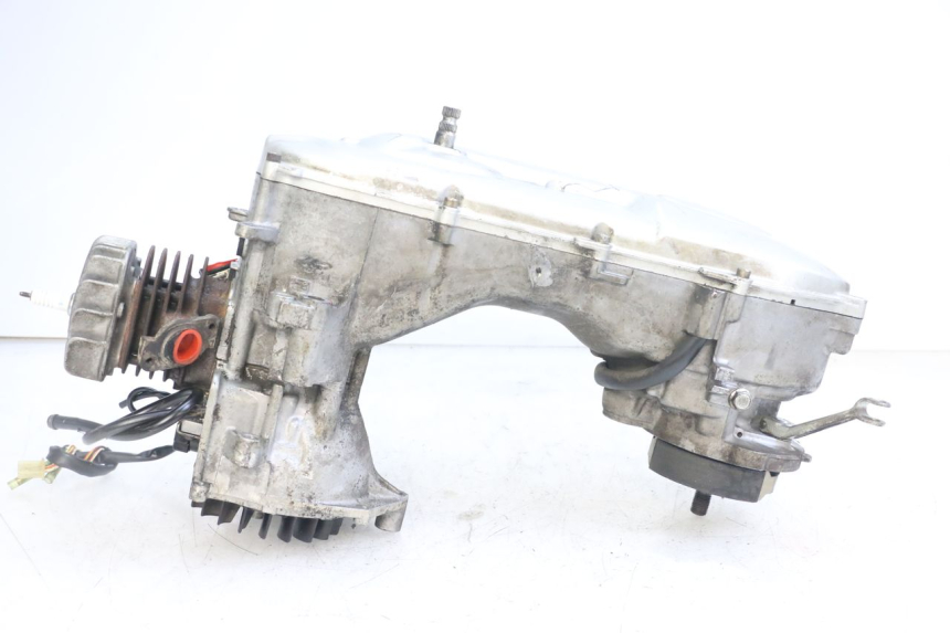 photo de ENGINE YAMAHA WHY 50 (1998 - 2000) - Surface and material condition