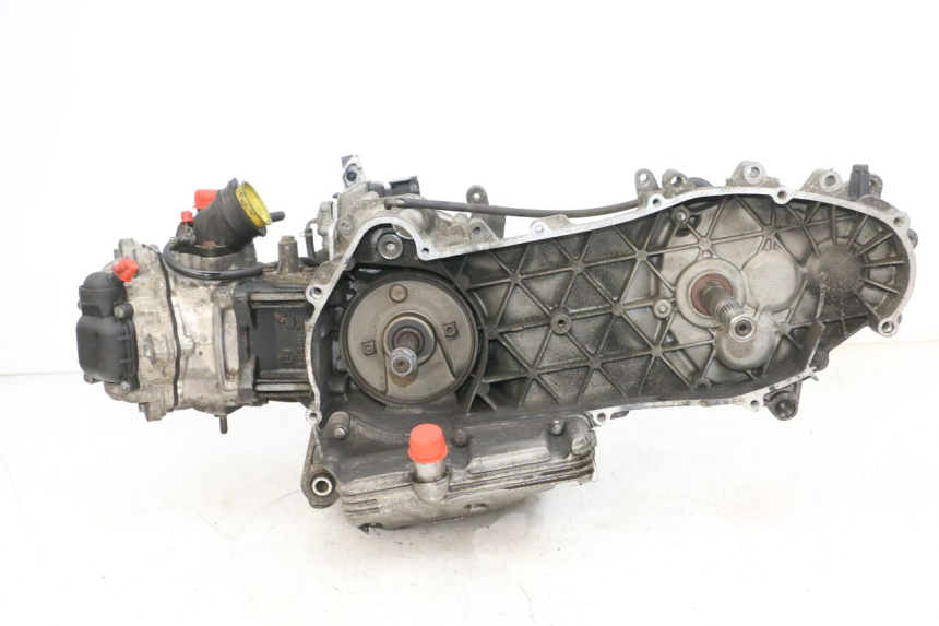 photo de ENGINE PIAGGIO X8 125 (2004 - 2007) - Surface and material condition