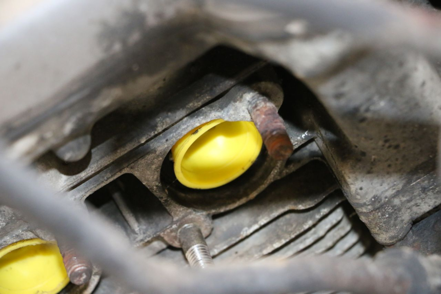 photo de ENGINE YAMAHA XJN DIVERSION 600 (2000 - 2003) - Surface and material condition