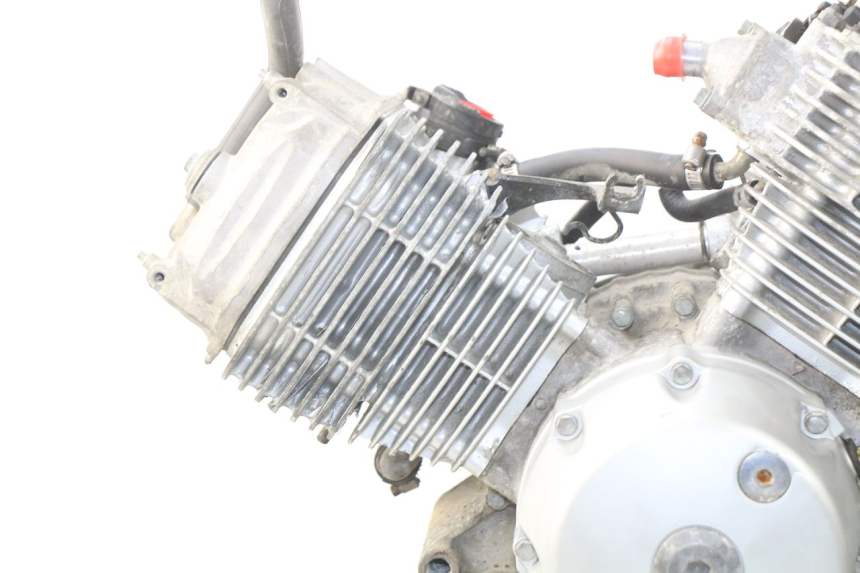 photo de ENGINE HONDA XLV VARADERO 125 (2000 - 2006) - Surface and material condition