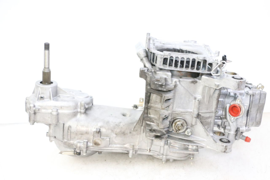 photo de ENGINE YAMAHA XMAX X-MAX 125 (2021 - 2025) - Alternative perspective