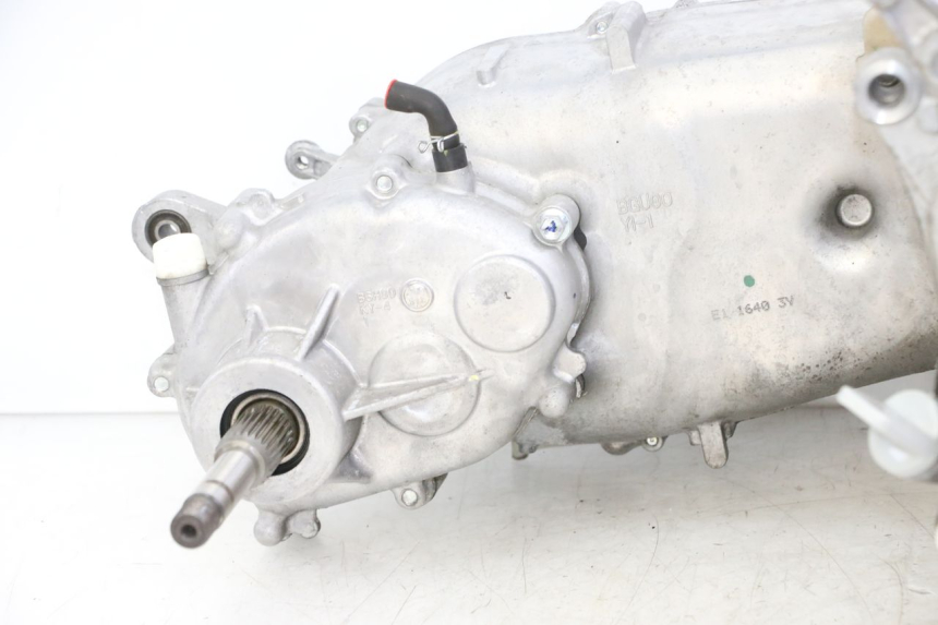 photo de ENGINE YAMAHA XMAX X-MAX 125 (2021 - 2025) - Markings and original references