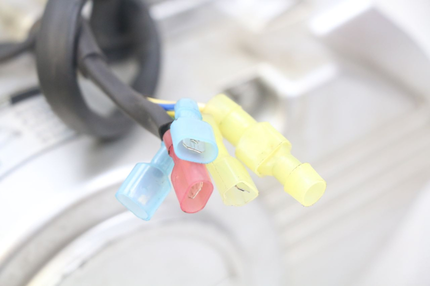 photo de ENGINE ZHEJIANG XMOTOS XB-81 50 - Surface and material condition