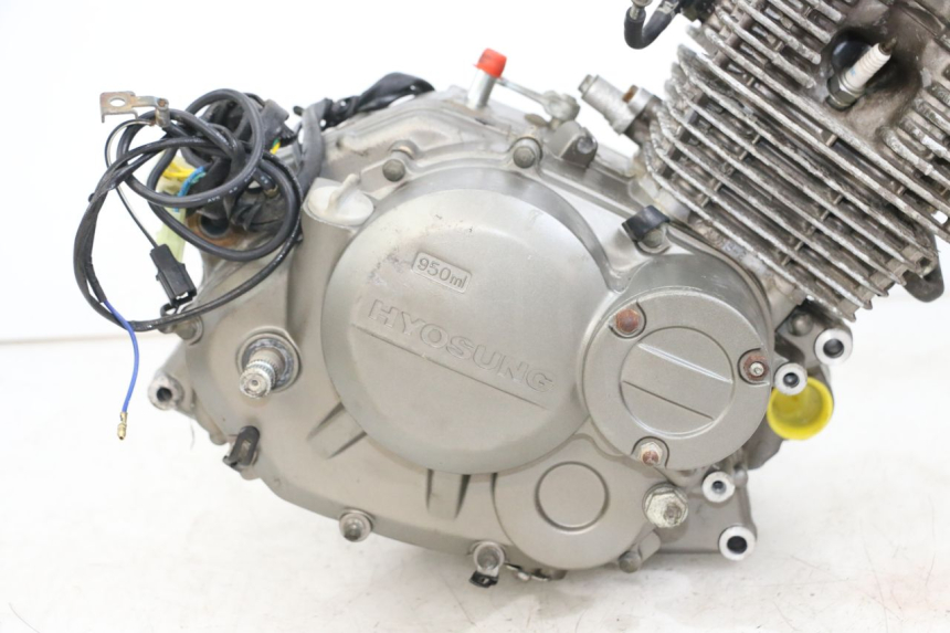 photo de ENGINE HYOSUNG XRX 125 (2000 - 2008) - Surface and material condition