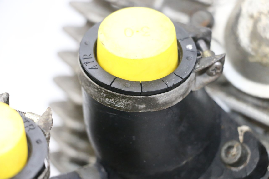 photo de ENGINE YAMAHA XVS DRAG STAR DRAGSTAR 650 (1997 - 2007) - Detailed visual inspection