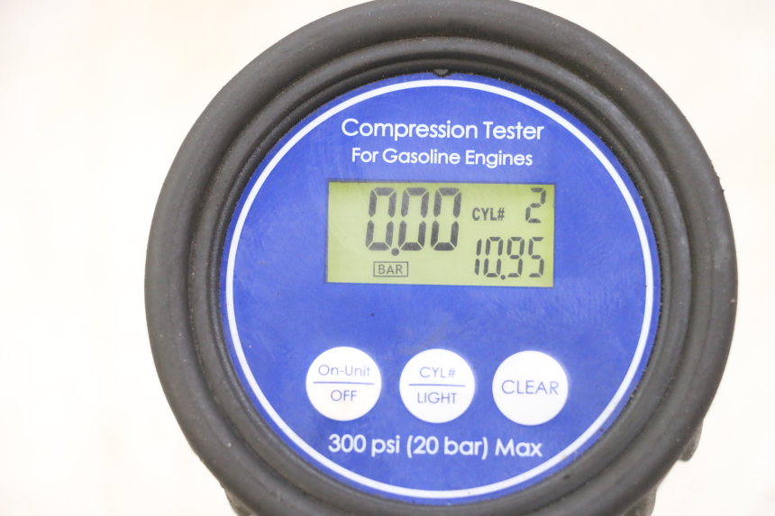 photo de ENGINE YAMAHA XVS DRAG STAR DRAGSTAR 650 (1997 - 2007) - Fixing points details