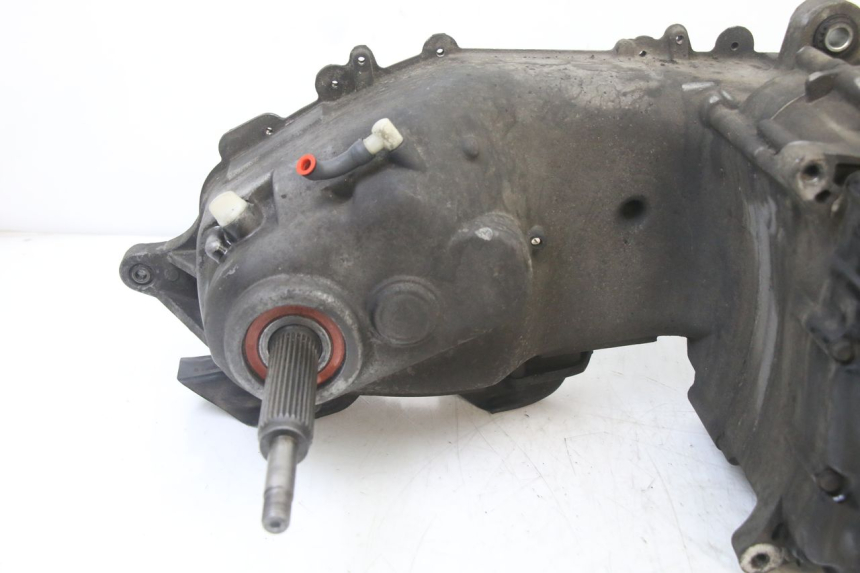 photo de ENGINE YAMAHA YP X-MAX XMAX 400 (2014 - 2017) - Surface and material condition