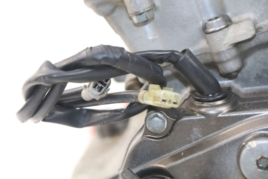 photo de ENGINE YAMAHA YZ-F YZF 250 (2014 - 2018) - Detailed visual inspection