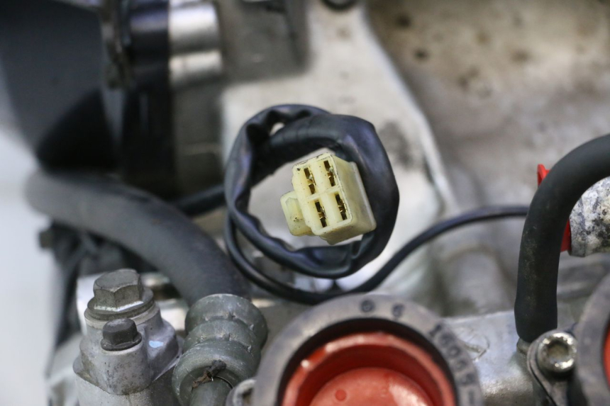 photo de ENGINE KAWASAKI ZX-6R ZX6R 600 (1995 - 1997) - Detailed visual inspection