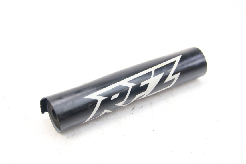 photo de HANDLEBAR FOAM PAD APOLLO RFZ 125 - Zoom on usage condition