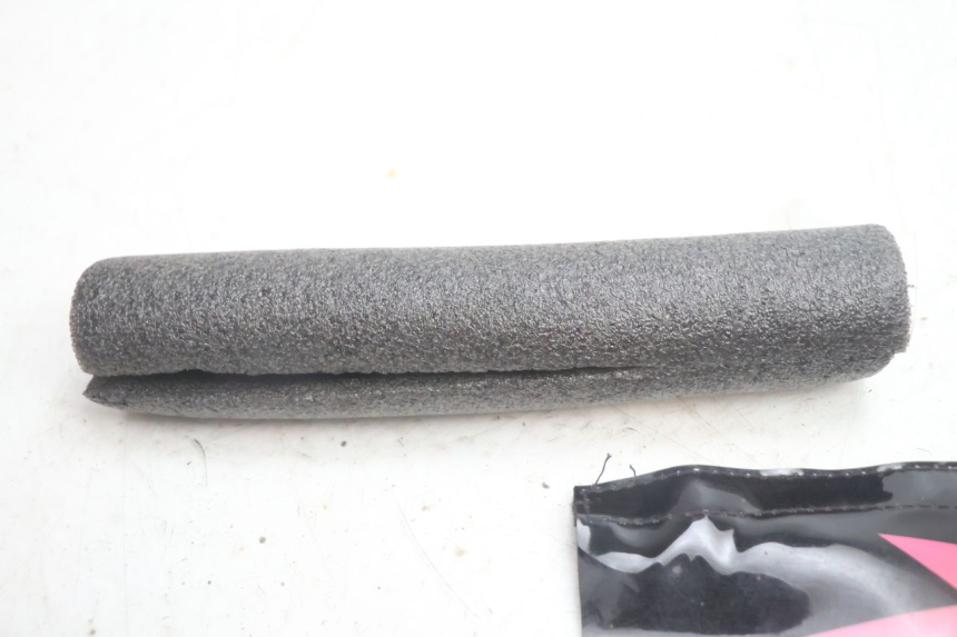 photo de HANDLEBAR FOAM APOLLO RFZ 150 - Component detail
