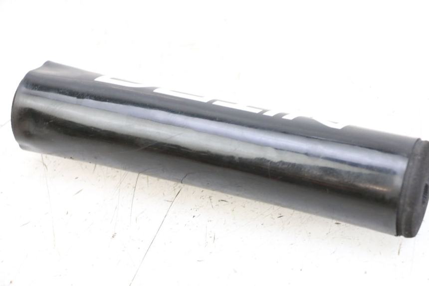 photo de BAR PAD NITRO MOTORS THUNDER 125 - Technical close-up