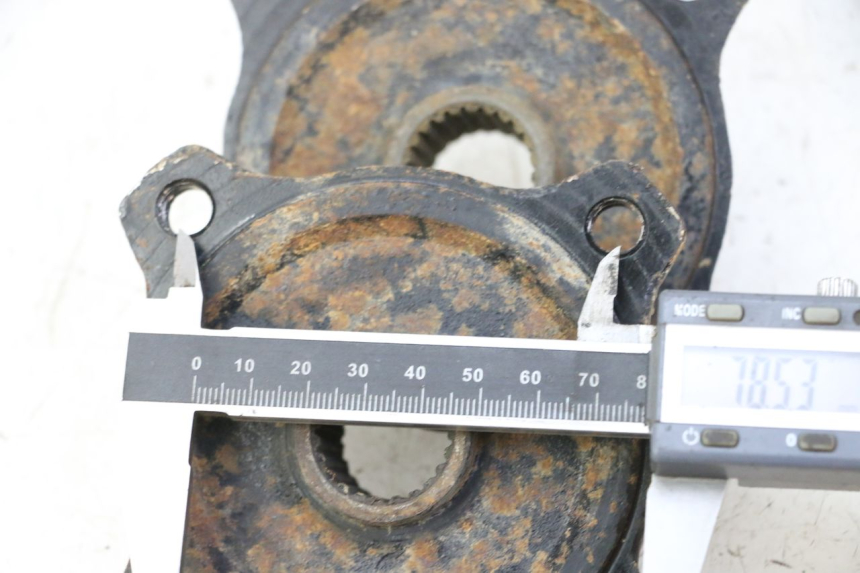 photo de REAR WHEEL HUB KEROX BAZOOKA 110 - Technical close-up