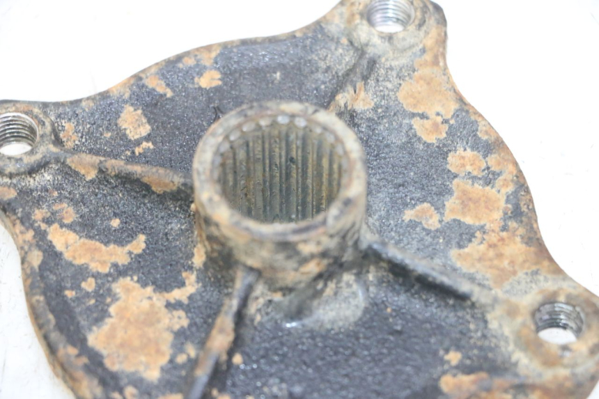 photo de REAR WHEEL HUB KEROX BAZOOKA 110 - Fixing points details