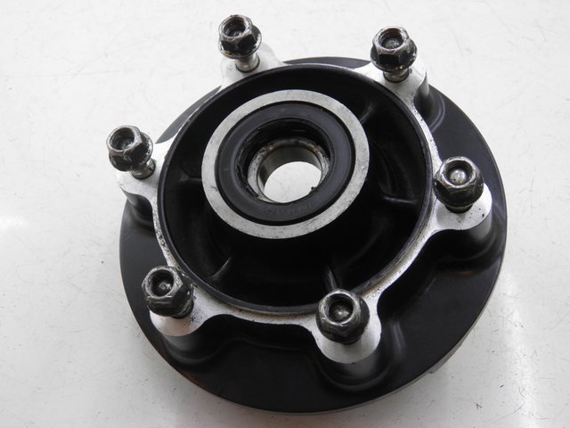 photo de REAR WHEEL HUB KAWASAKI ZEPHYR 550 (1991 - 1998) - Main view