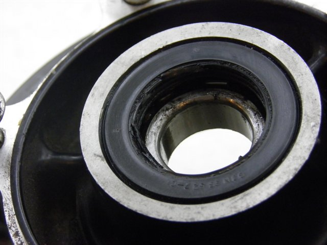 photo de REAR WHEEL HUB KAWASAKI ZEPHYR 550 (1991 - 1998) - Component detail