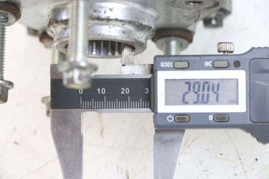 photo de REAR WHEEL HUB PIAGGIO MP3 500 (2016 - 2018) - Component detail