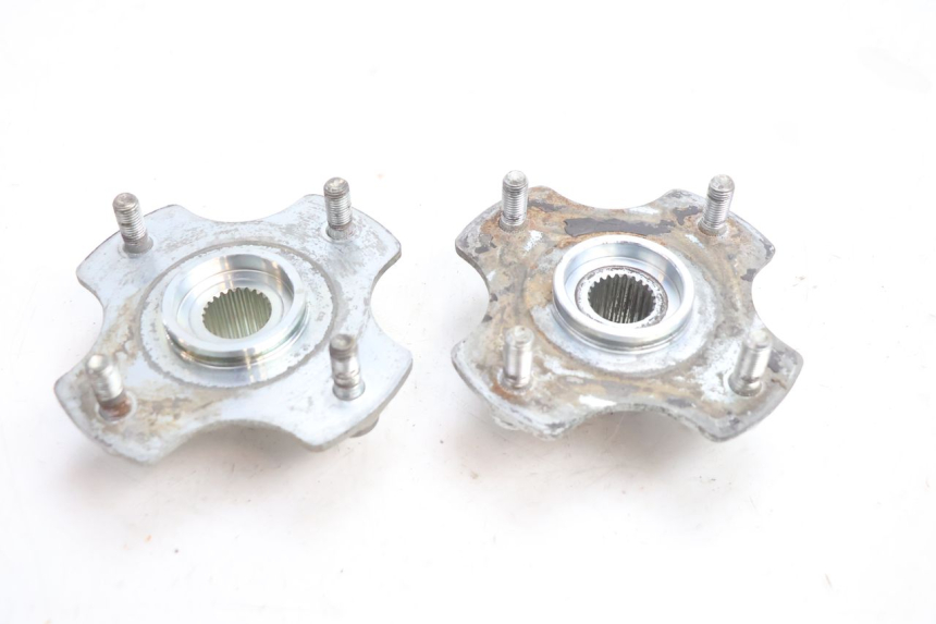 photo de REAR WHEEL HUB KYMCO MXU R 250 (2004 - 2010) - Alternative perspective