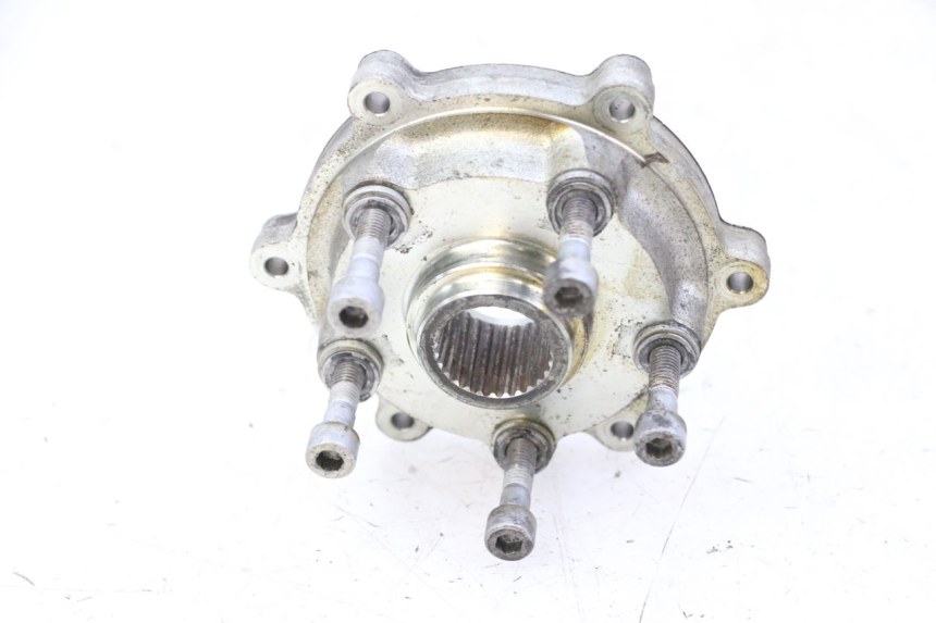 photo de REAR WHEEL HUB PIAGGIO VESPA GRANTURISMO 200 (2004 - 2005) - Zoom on usage condition