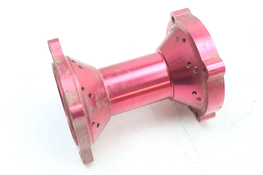 photo de REAR WHEEL HUB YCF PIT BIKE 125 (2010 - 2018) - Zoom on usage condition