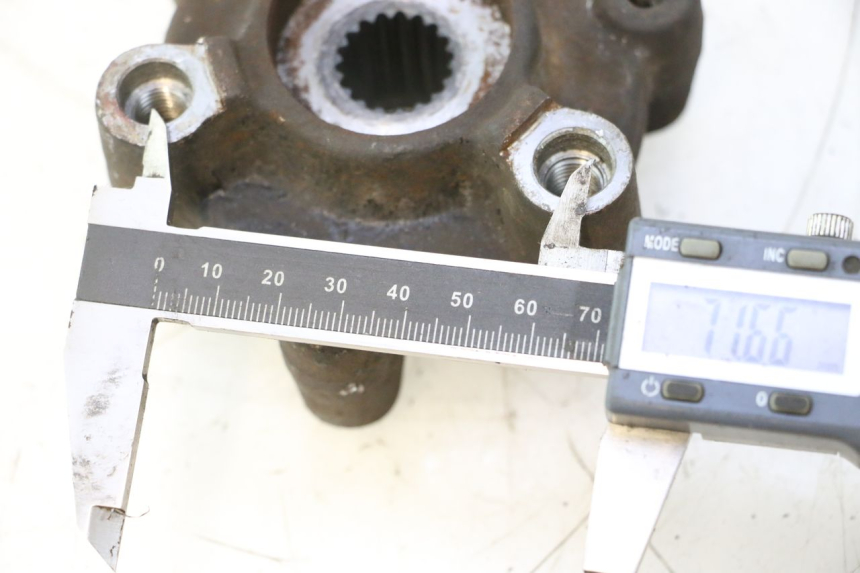 photo de REAR WHEEL HUB RAZZO QTR 50 (2011 - 2018) - Zoom on usage condition