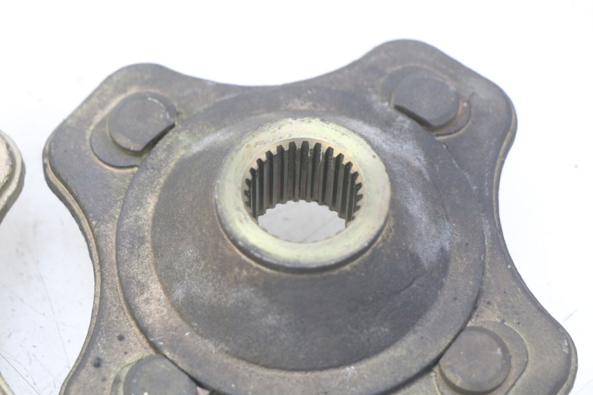 photo de REAR WHEEL HUB SPY RACING F3 350 (2015 - 2022) - Alternative perspective