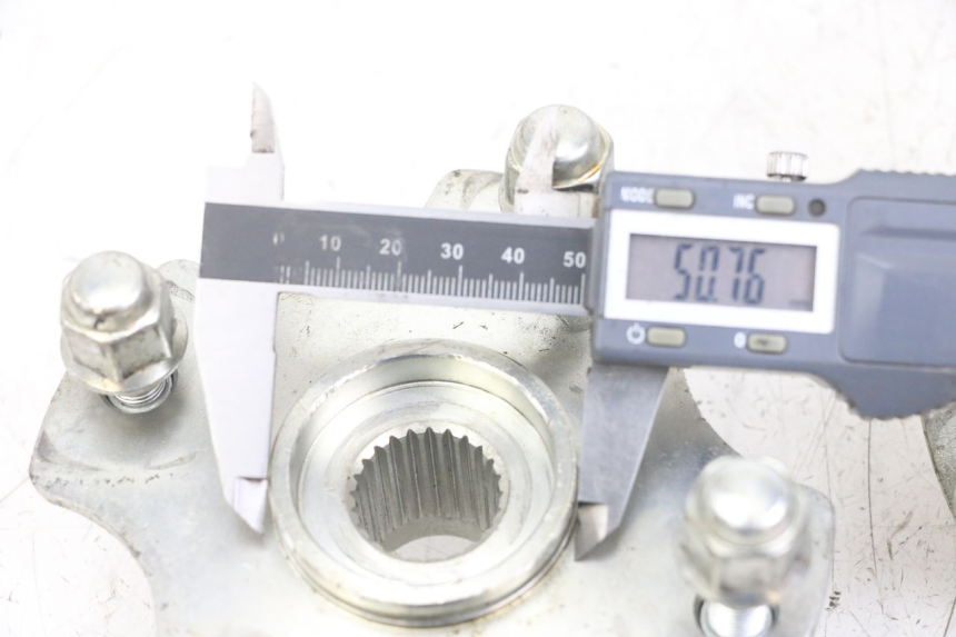 photo de REAR WHEEL HUB HYTRACK ST 170 (2020 - 2024) - Component detail