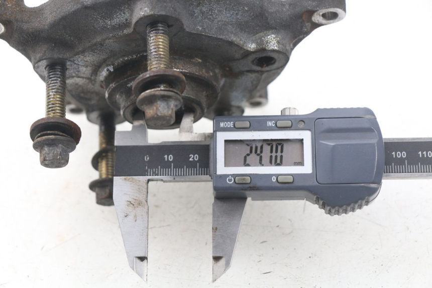 photo de REAR WHEEL HUB PIAGGIO X9 125 (2000 - 2003) - Zoom on usage condition