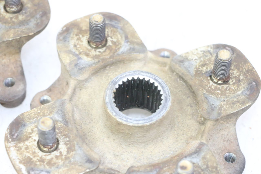 photo de REAR WHEEL HUB YAMAHA YFM GRIZZLY 550 (2008 - 2015) - Product overview