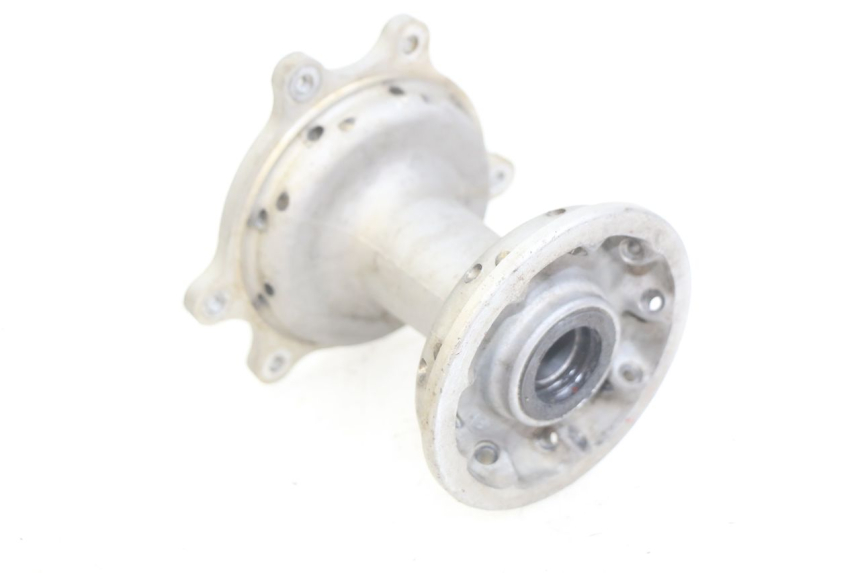 photo de FRONT WHEEL HUB HONDA CRF CR-F 450 (2009 - 2012) - Alternative perspective