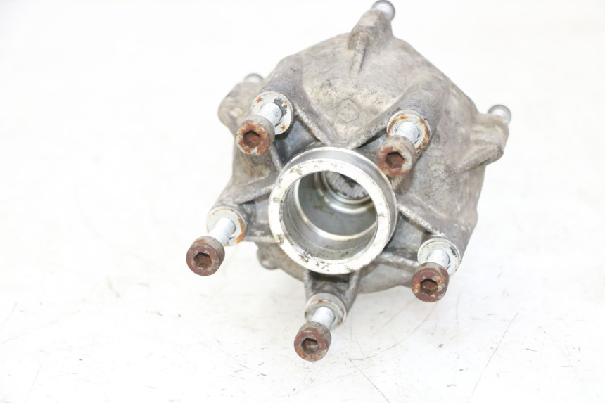 photo de FRONT WHEEL HUB PIAGGIO LXV 4T 50 (2009 - 2013) - Zoom on usage condition