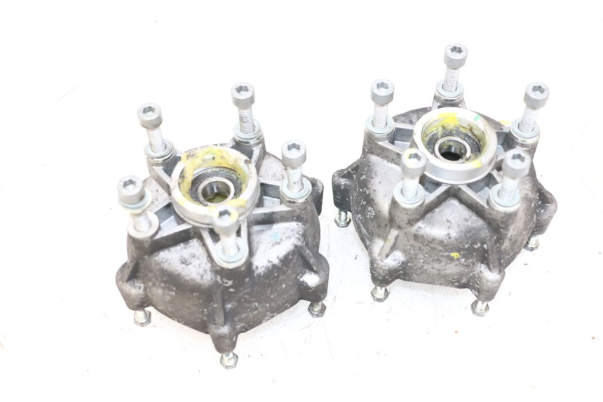 photo de FRONT WHEEL HUB PIAGGIO MP3 HPE 300 (2019 - 2026) - Product overview