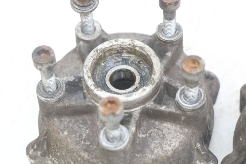 photo de FRONT WHEEL HUB PIAGGIO MP3 LT 400 (2007 - 2012) - Zoom on usage condition