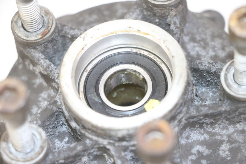 photo de FRONT WHEEL HUB PIAGGIO MP3 LT 300 (2010 - 2016) - Alternative perspective