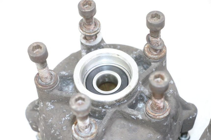 photo de FRONT WHEEL HUB PIAGGIO MP3 LT 400 (2007 - 2012) - Alternative perspective