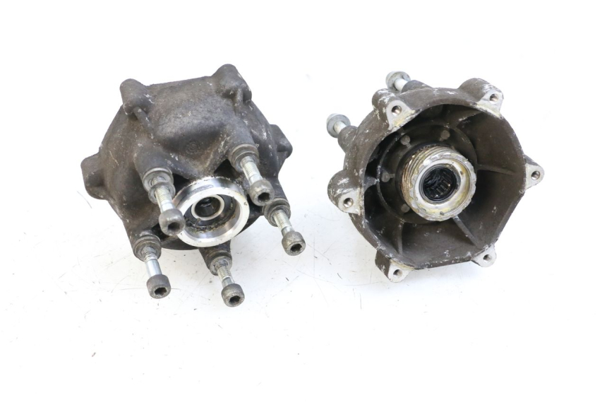 photo de FRONT WHEEL HUB PIAGGIO MP3 125 (2006 - 2014) - Main view