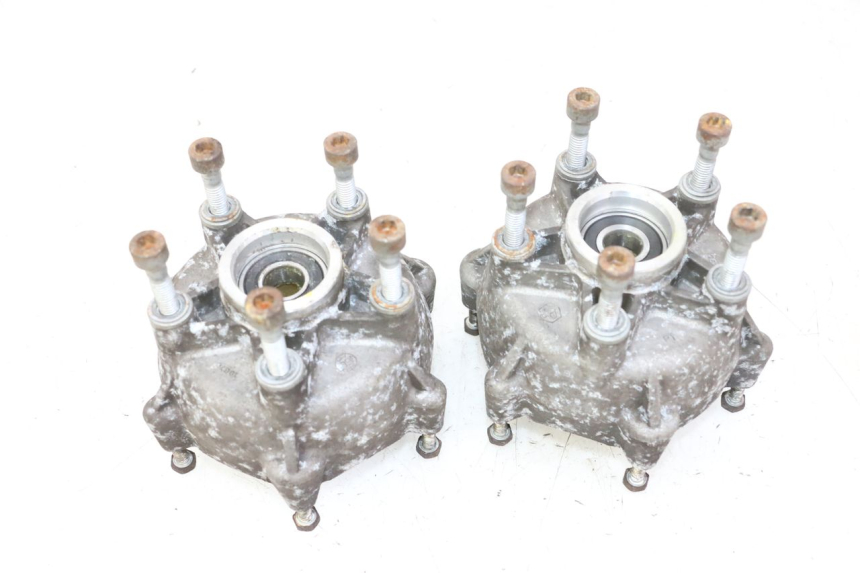 photo de FRONT WHEEL HUB PIAGGIO MP3 RL 250 (2006 - 2010) - Product overview