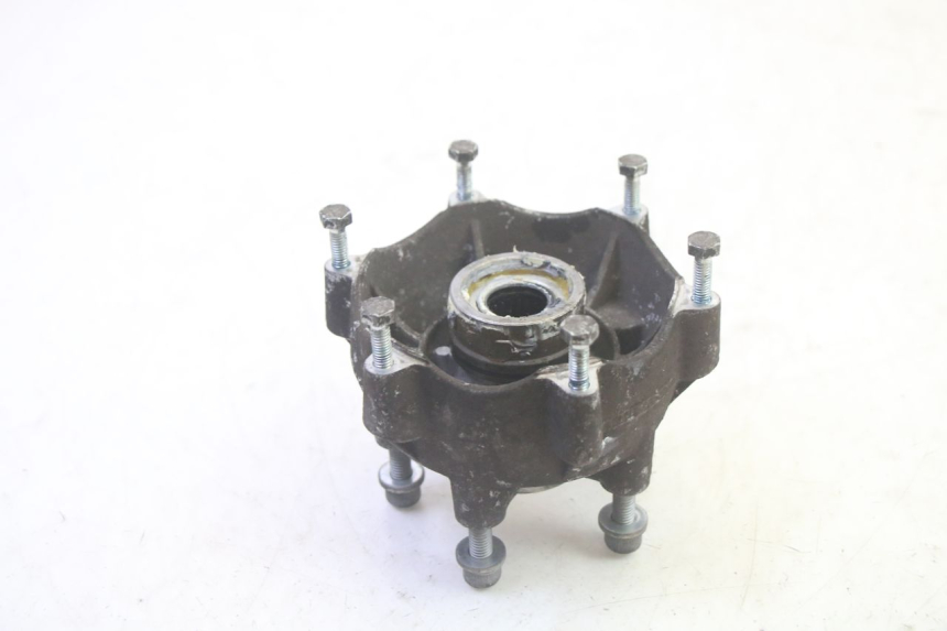 photo de FRONT WHEEL HUB PIAGGIO MP3 500 (2016 - 2018) - Technical close-up