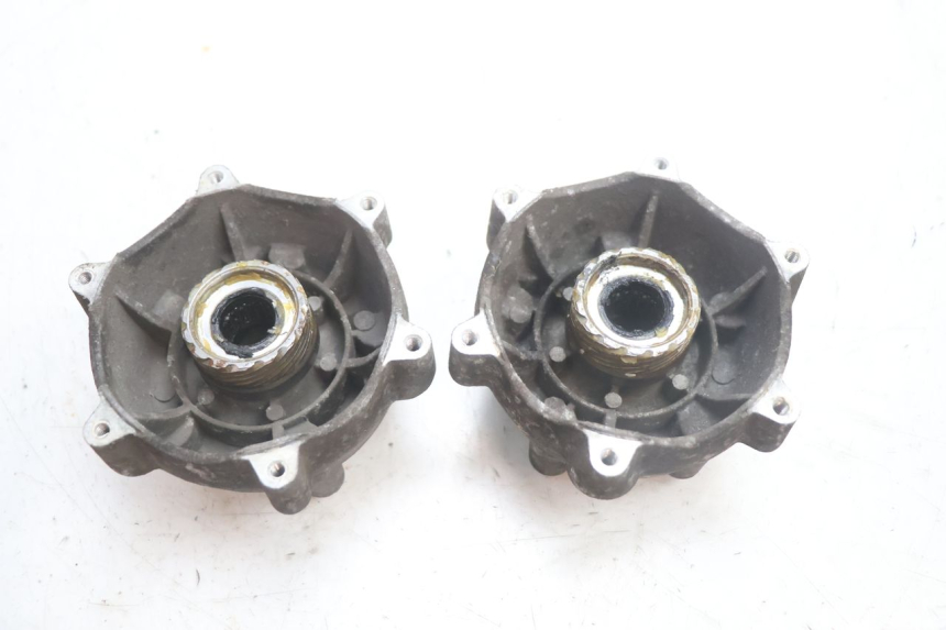 photo de FRONT WHEEL HUB PIAGGIO MP3 125 (2006 - 2014) - Component detail