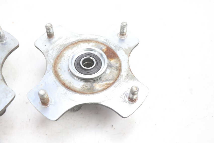 photo de FRONT WHEEL HUB KYMCO MXU R 250 (2004 - 2010) - Zoom on usage condition