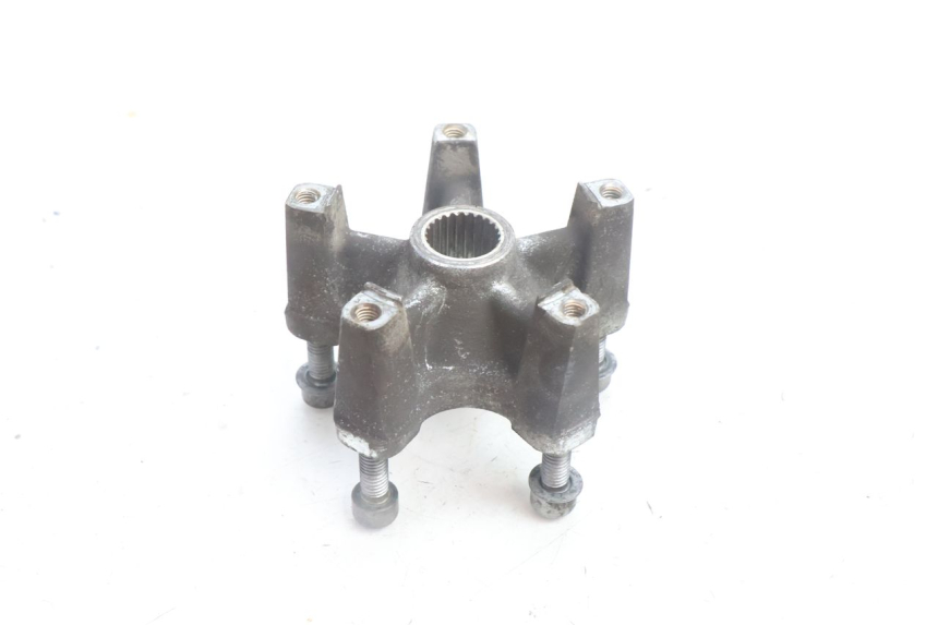photo de FRONT WHEEL HUB GILERA RUNNER SP 50 (2002 - 2004) - Fixing points details
