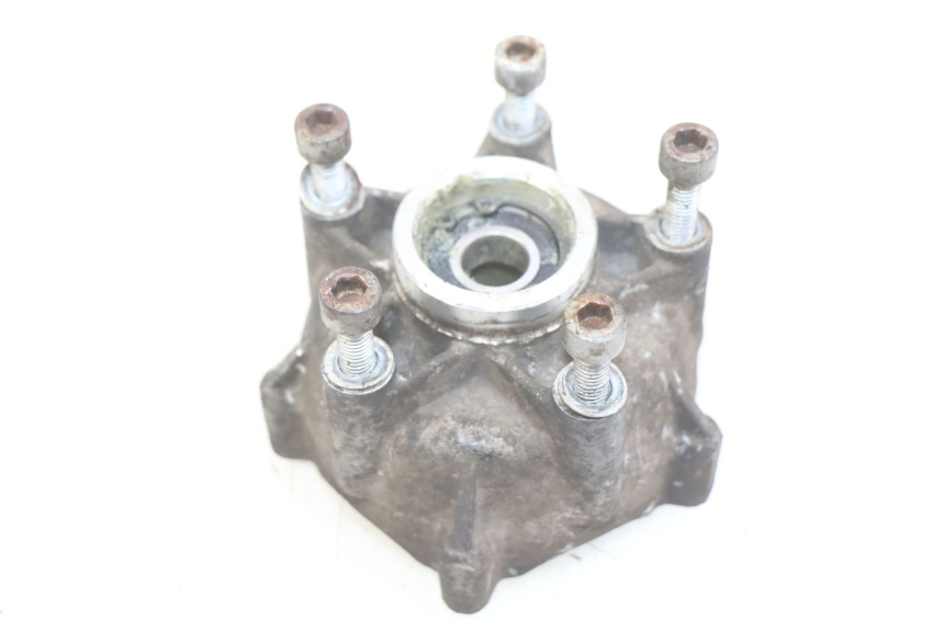 photo de FRONT WHEEL HUB PIAGGIO VESPA LXV 125 (2006 - 2009) - Technical close-up