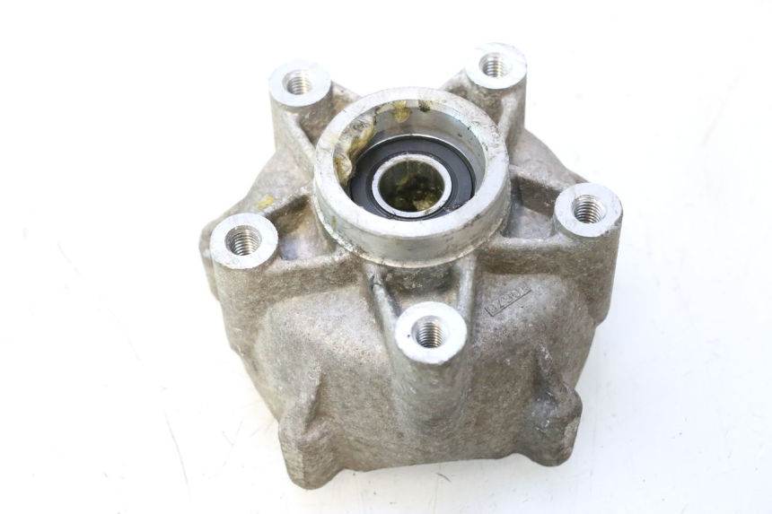 photo de FRONT WHEEL HUB PIAGGIO VESPA S 2T 50 (2007 - 2014) - Technical close-up
