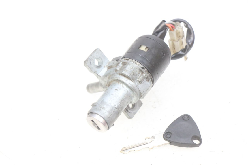 photo de IGNITION SWITCH YAMAHA BW'S 50 (1999 - 2003) - Component detail