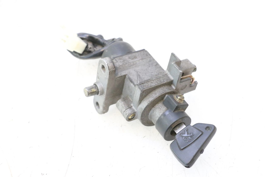 photo de IGNITION SWITCH PEUGEOT CITYSTAR 2T 50 (2018 - 2021) - Zoom on usage condition