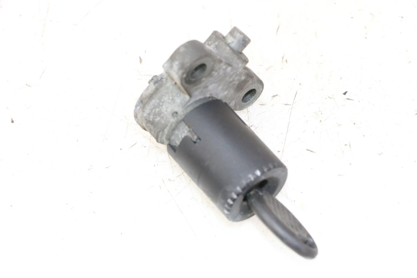 photo de IGNITION SWITCH APRILIA ETX 125 (1998 - 2002) - Component detail
